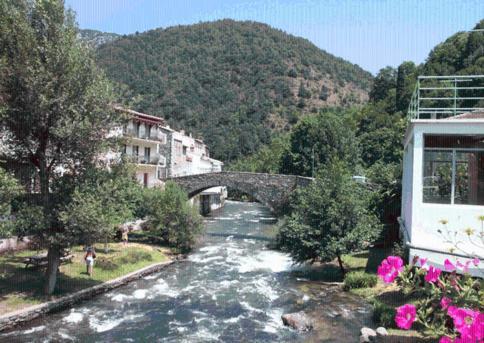 Hotel Axat Exterior photo